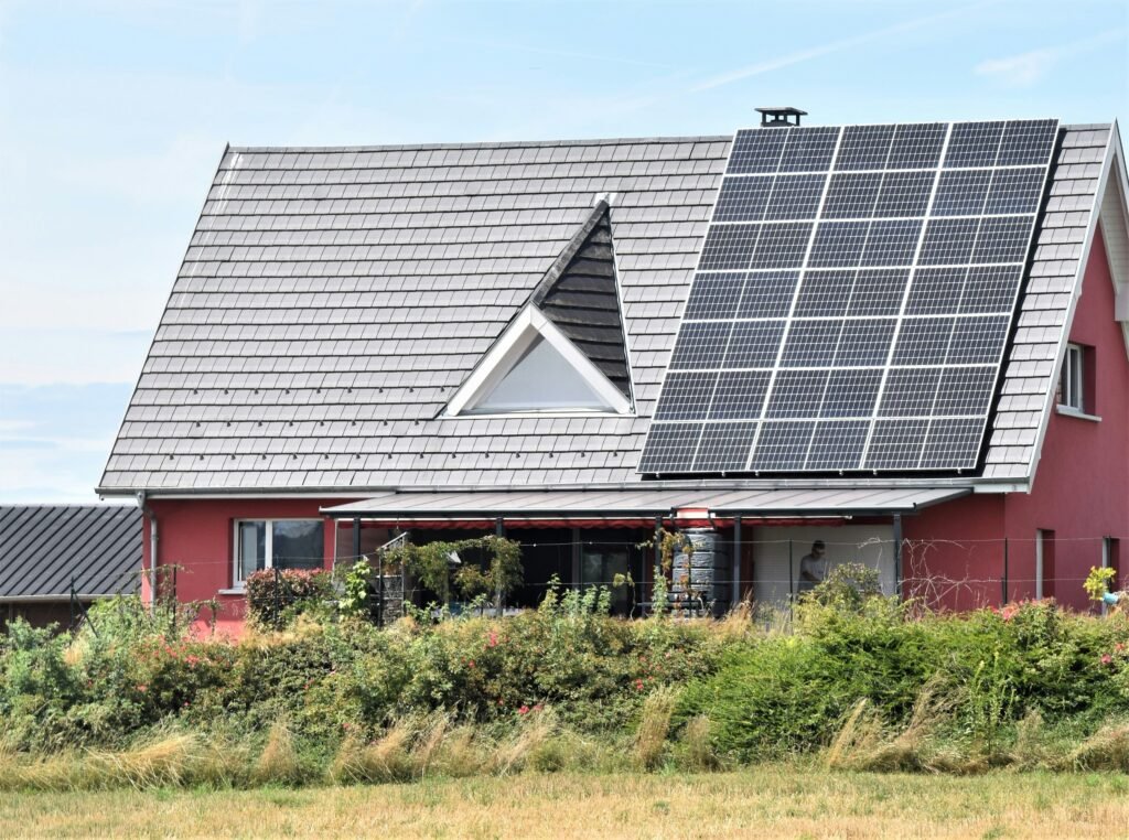 harnessing the power of a 24v solar panel for sustainable living 1