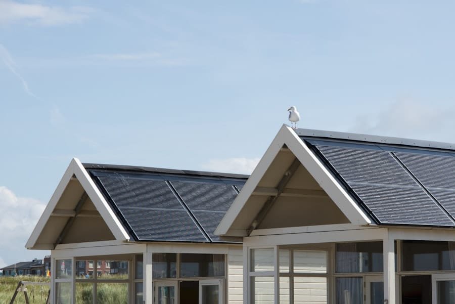 Floating Solar Panel Installations: Utilizing Water Surfaces for Energy 1 abcdhe 165