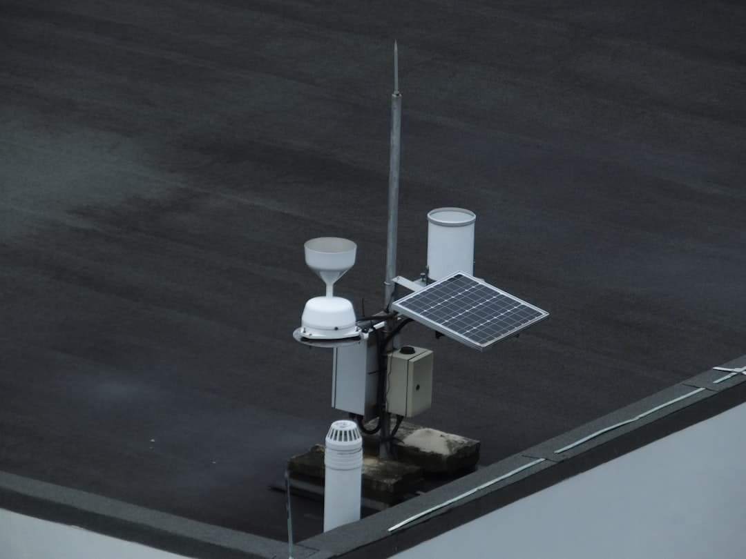 Photo Solar System Maintenance