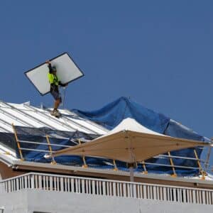 Photo Solar Panel Installers