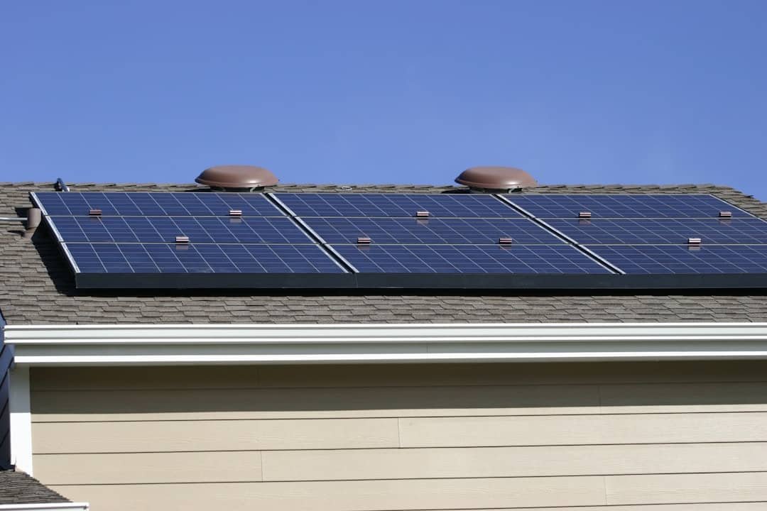 Photo Solar Panel Installers