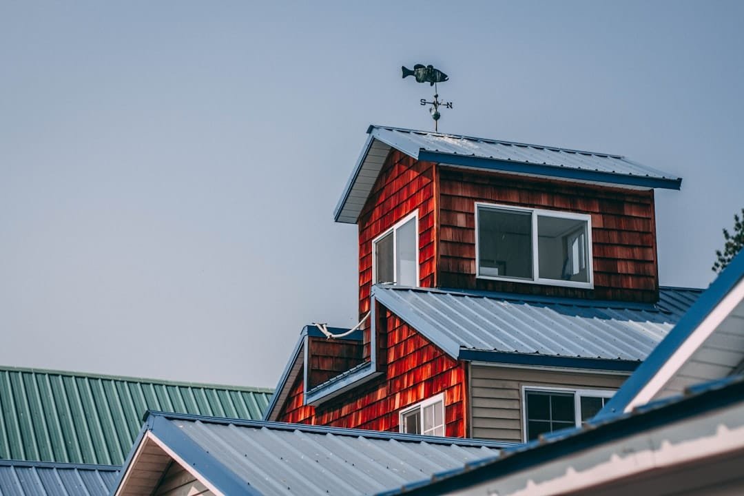 Photo Metal Roofing Installation