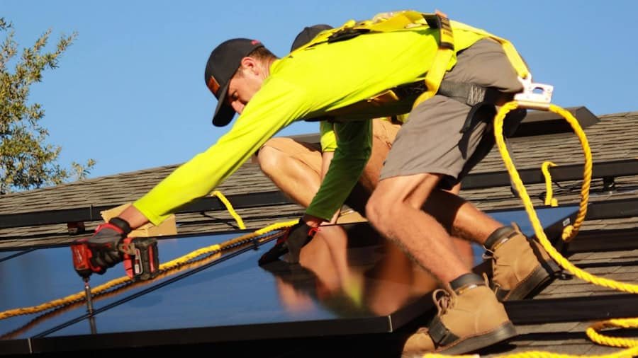 Photo Solar Maintenance Services